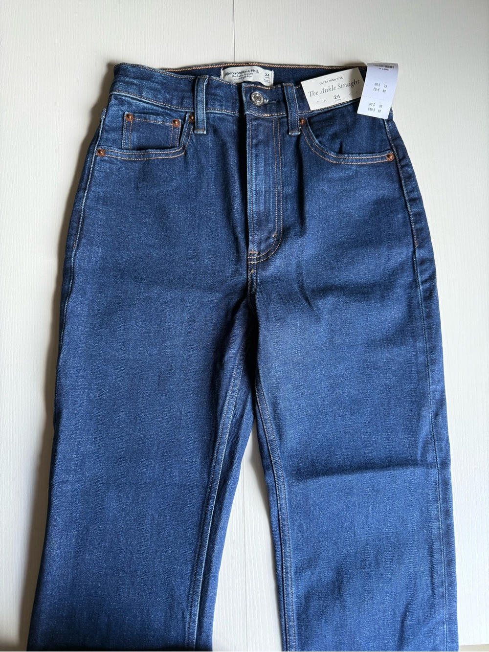 Abercrombie & Fitch Ultra High Rise The Ankle Straight 24 Long
